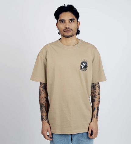 Stinky Plotting T-Shirt Unisex - Beige